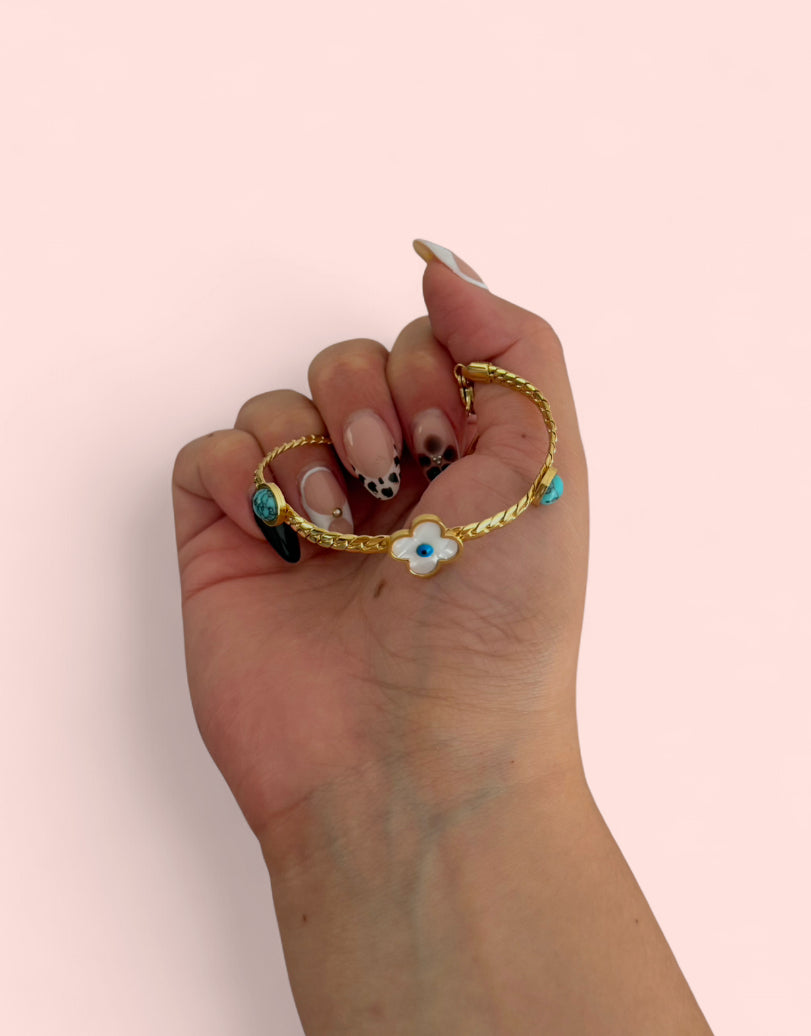 Gold Clover Mal De Ojo Stainless Steel Bracelet