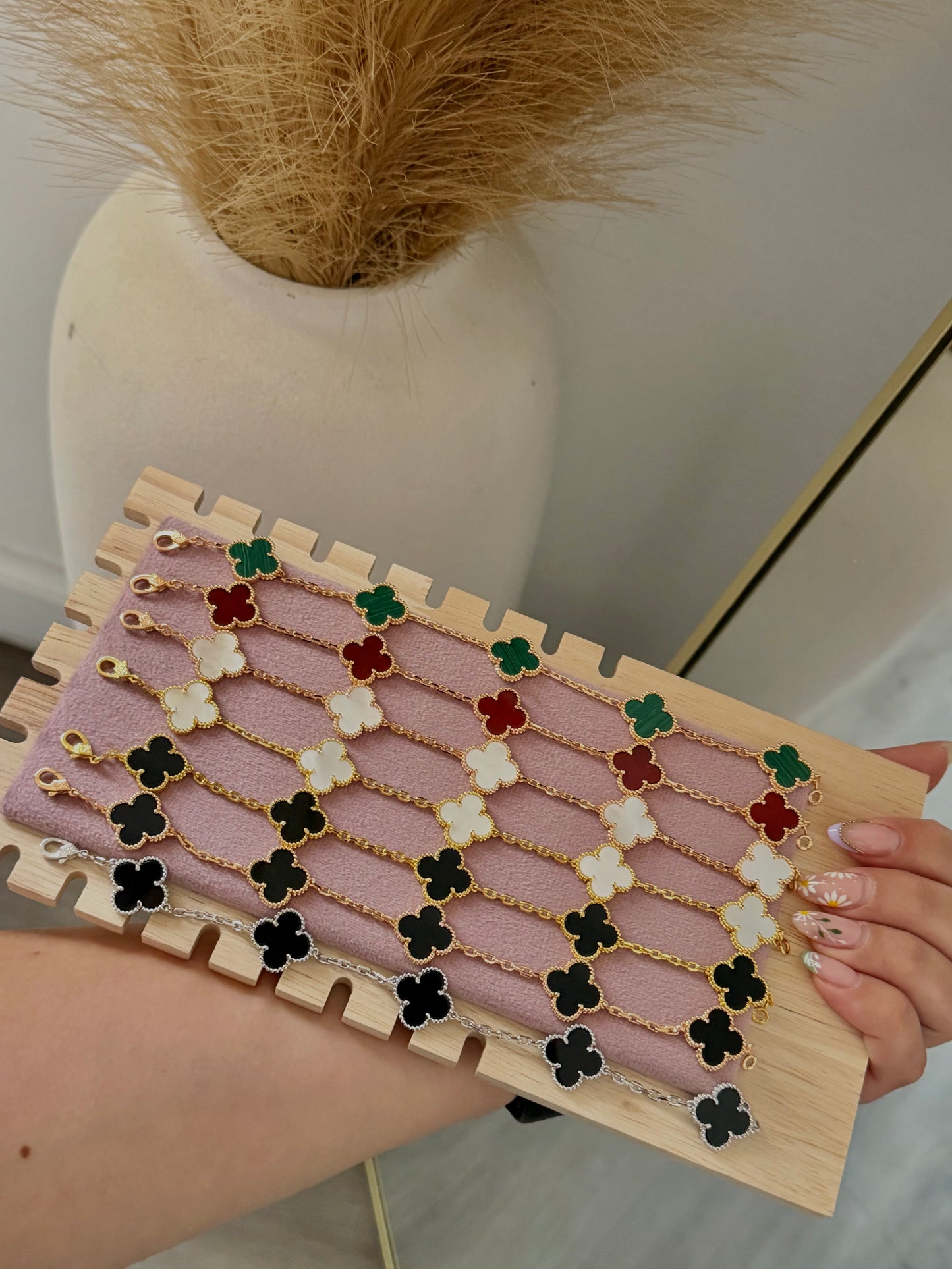 Luxe Clover Bracelets with Stamp (7.5)