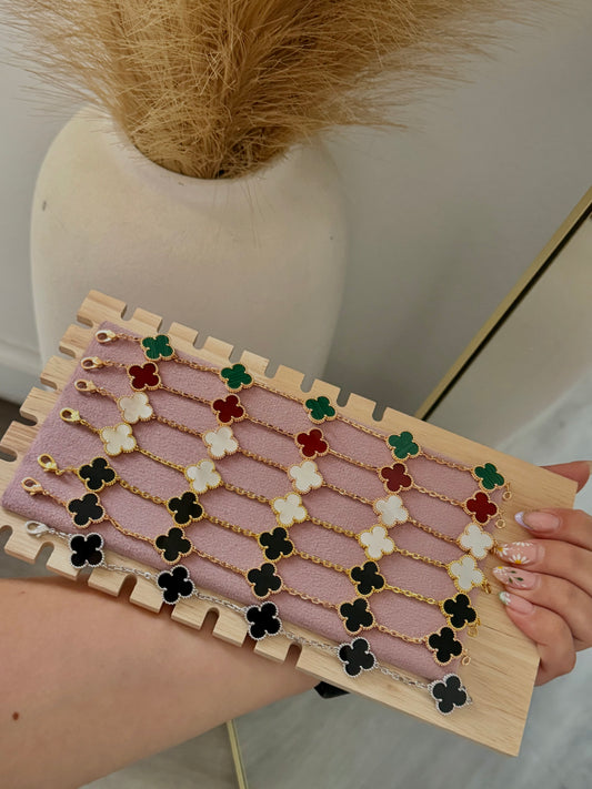 Luxe Clover Bracelets with Stamp (7.5)