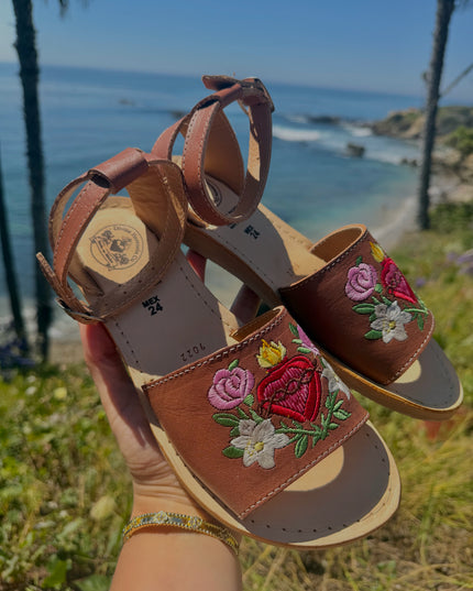 Sagrado Corazón & Rose Embroidered Leather Huaraches