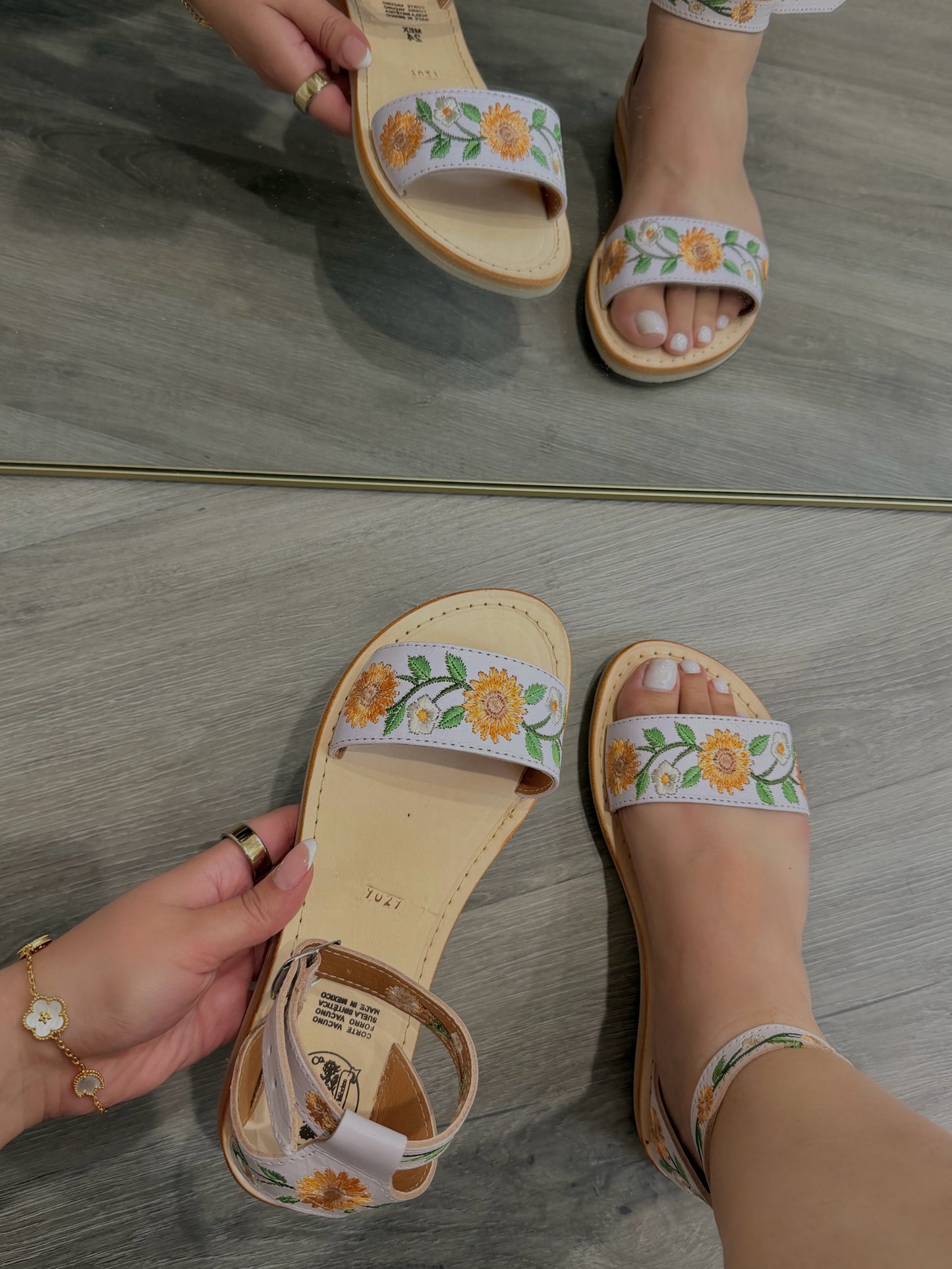 Pastel Sunflower Girasol Embroidery White Leather Ankle Strap Huaraches