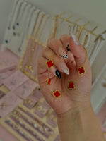 Load image into Gallery viewer, Luxe Flor Stainless Steel Bracelet (Black, Pink, White, Red)
