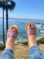 Load image into Gallery viewer, Primavera Hand Embroidered Pink Leather Floral Huaraches
