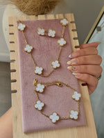 Load image into Gallery viewer, Mother Of Pearl White Clover Stainless Steel Jewelry Set: 10 Necklace, Earrings, Bracelet
