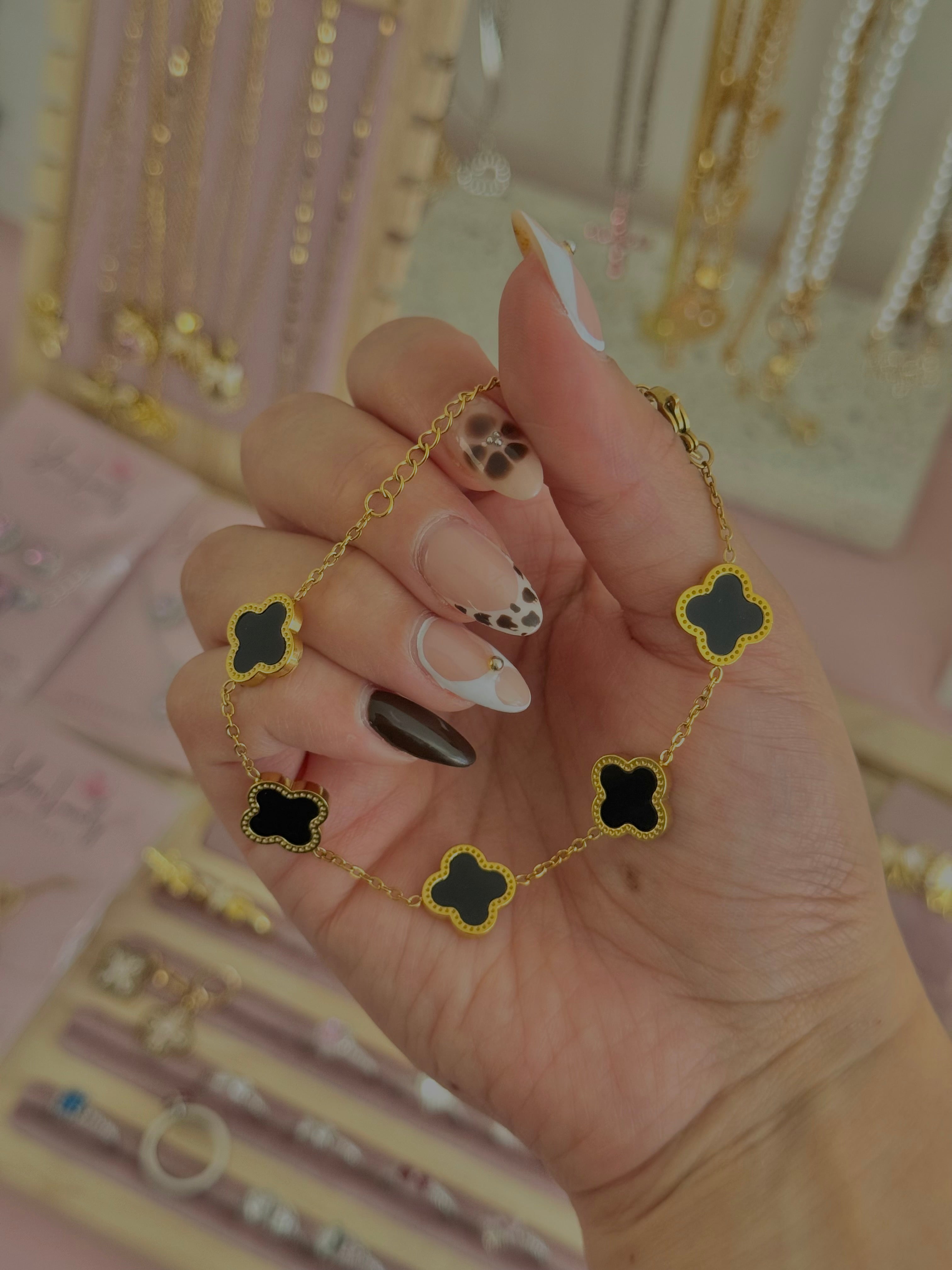 Luxe Flor Stainless Steel Bracelet (Black, Pink, White, Red)