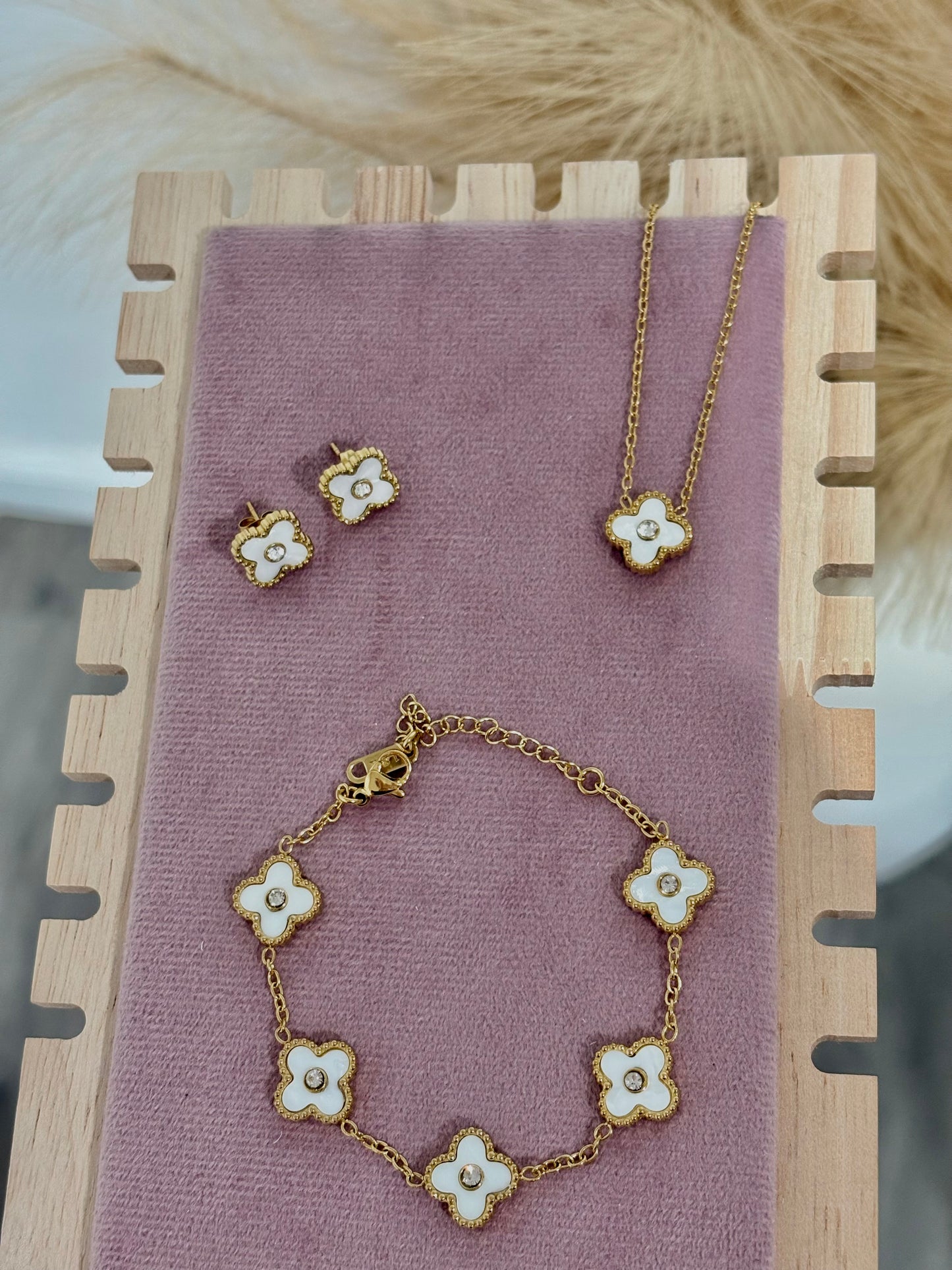White Mini Clover Rhinestone Center Stainless Steel Jewelry Set: Necklace, Earrings, Bracelet