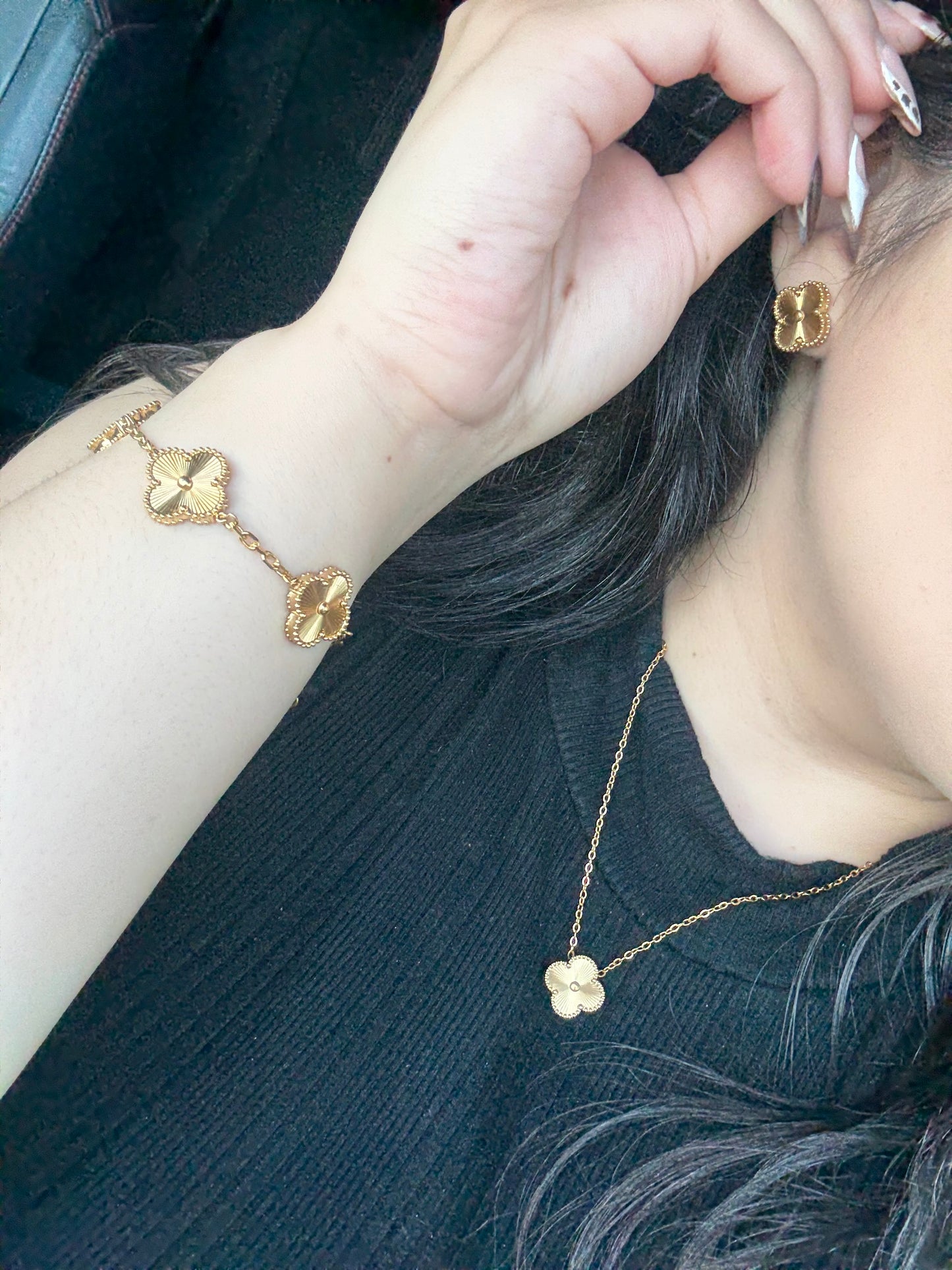 Gold Clover Stainless Steel Jewelry Set: Necklace, Earrings, Bracelet