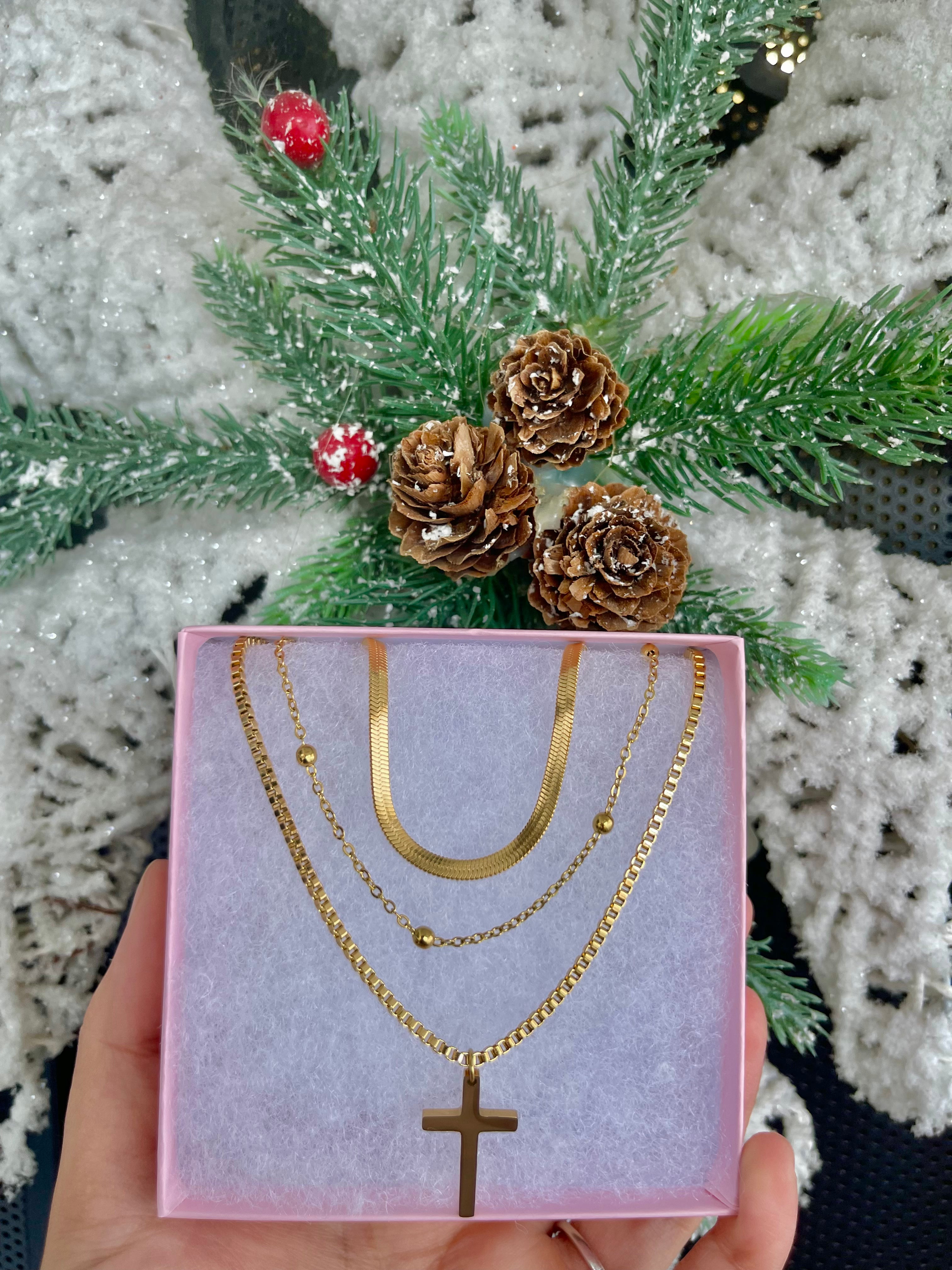 Diosito Necklace Set