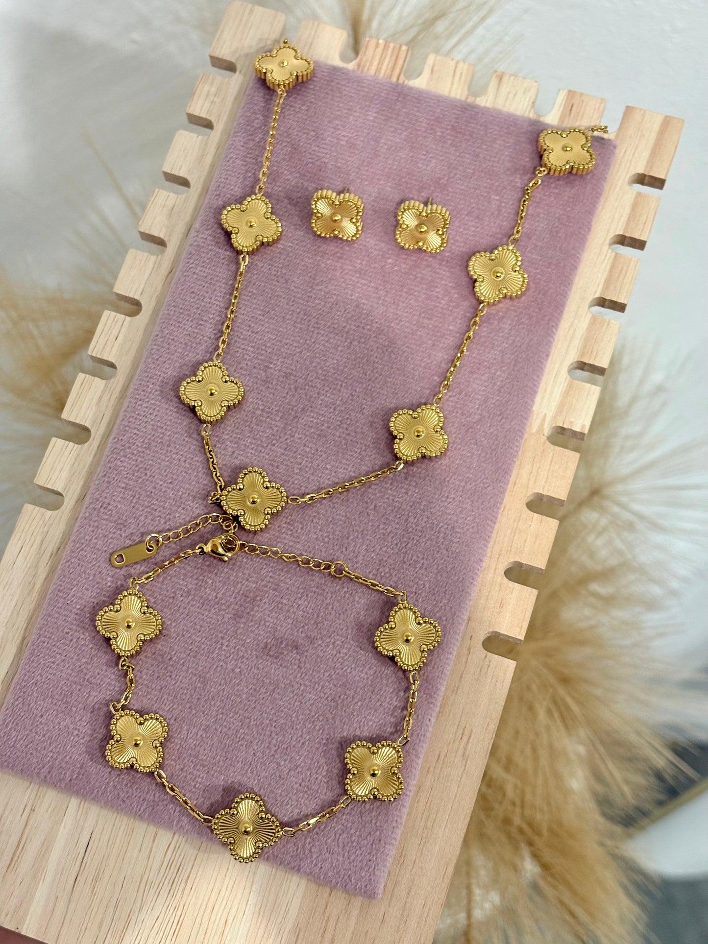 Gold 10 Clover Stainless Steel Jewelry Set: Necklace, Earrings, Bracelet