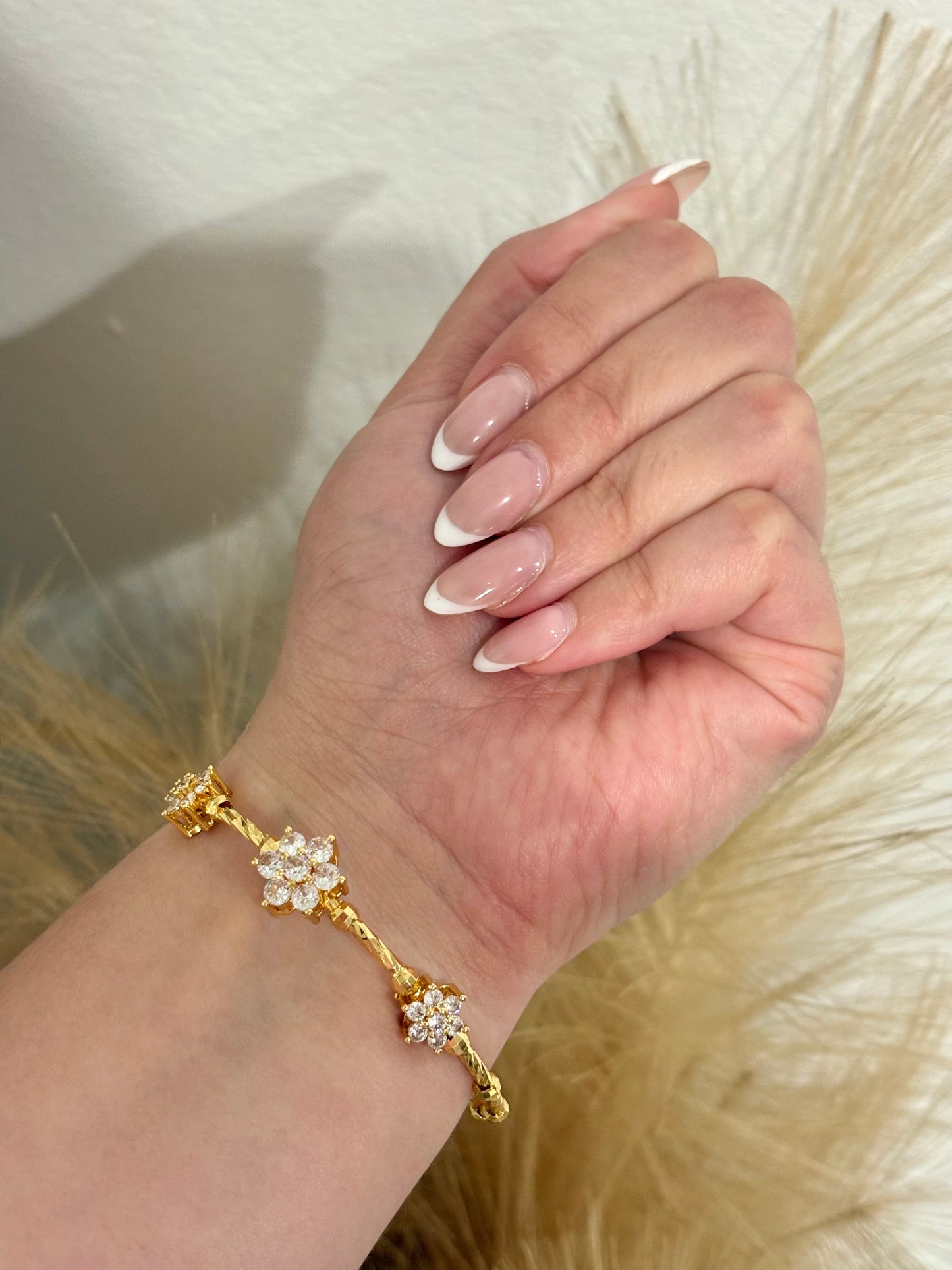Blooming Garden Floral Bracelets – 18K Gold Plated Stainless Steel