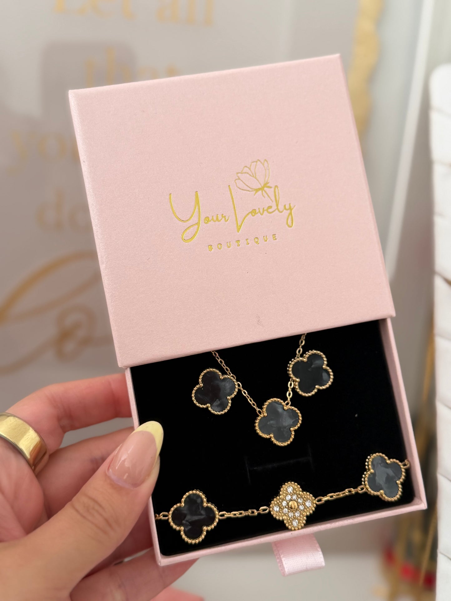 Marble Black and Gold Clover Stainless Steel Jewelry Set: Necklace, Earrings, Bracelet