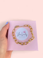 Load image into Gallery viewer, Gold Bracket Chain Bracelet
