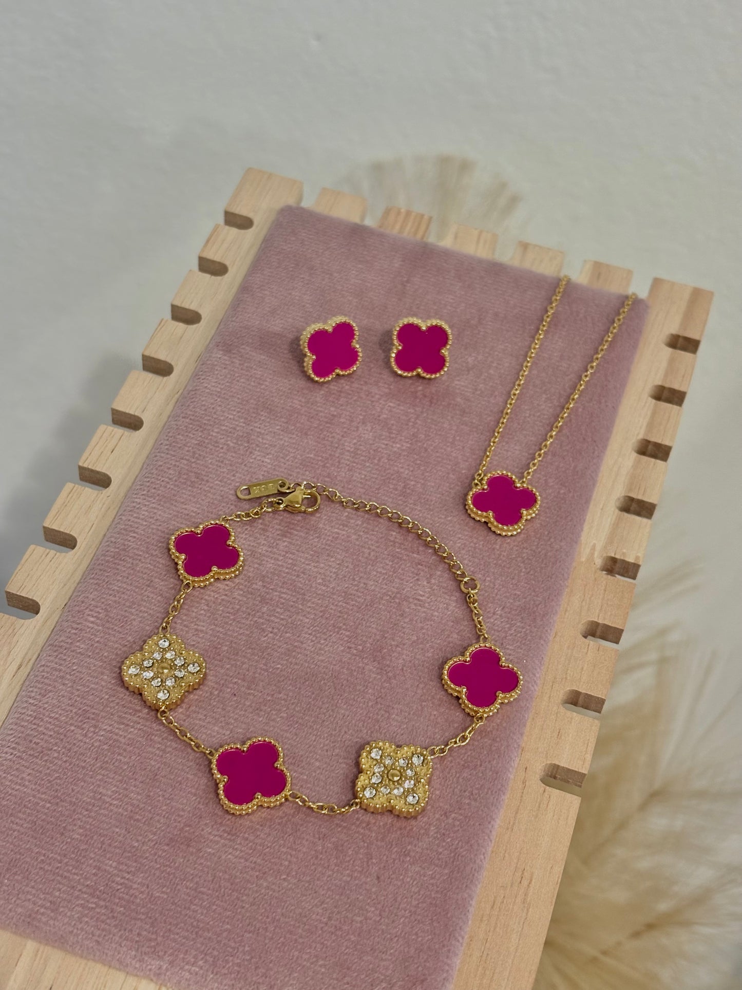 Magenta & Gold Clover Stainless Steel Jewelry Set: Necklace, Earrings, Bracelet