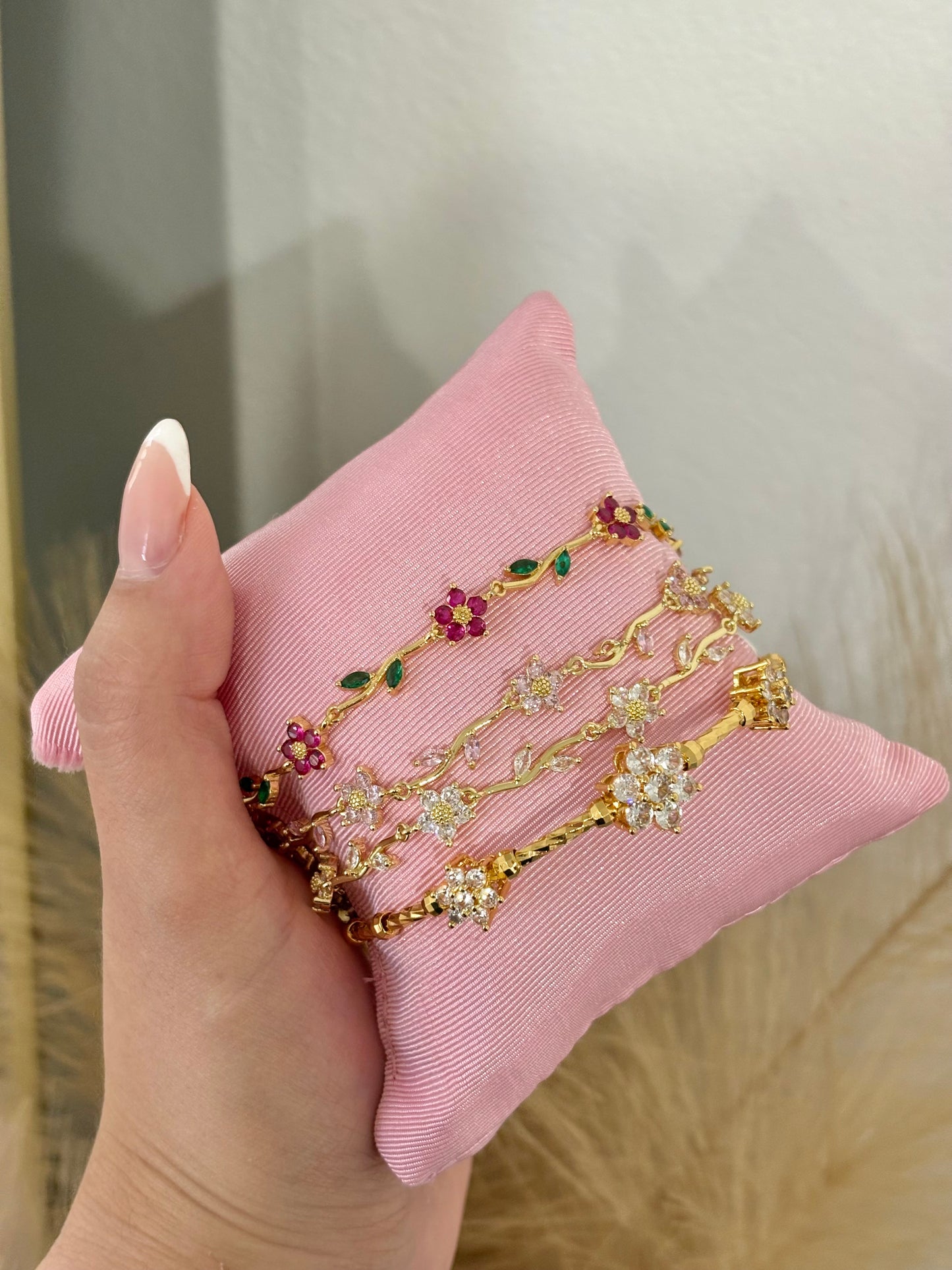 Blooming Garden Floral Bracelets – 18K Gold Plated Stainless Steel