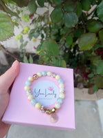 Load image into Gallery viewer, Healing Flower Bracelet
