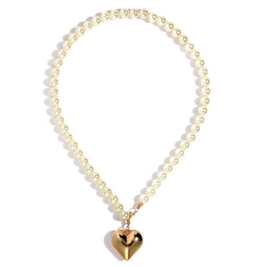 Sweet Pearl Necklace